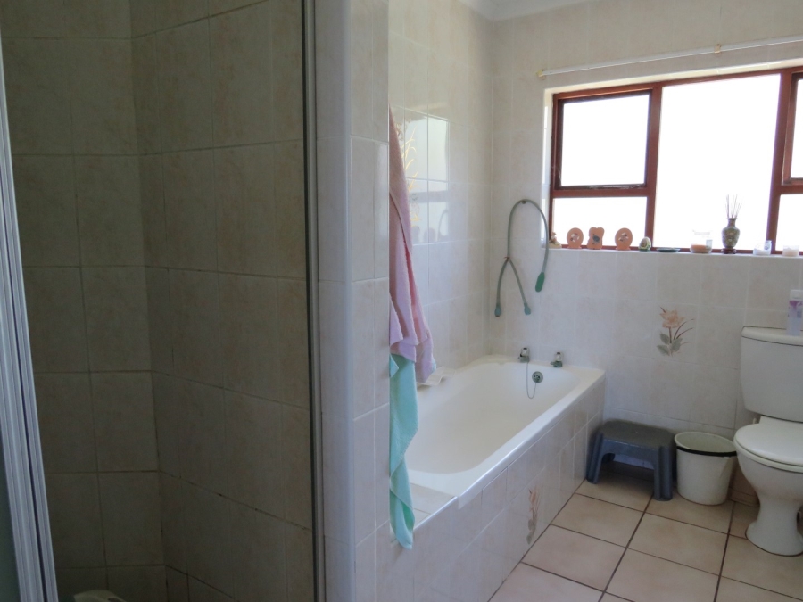 5 Bedroom Property for Sale in Forest Downs Eastern Cape